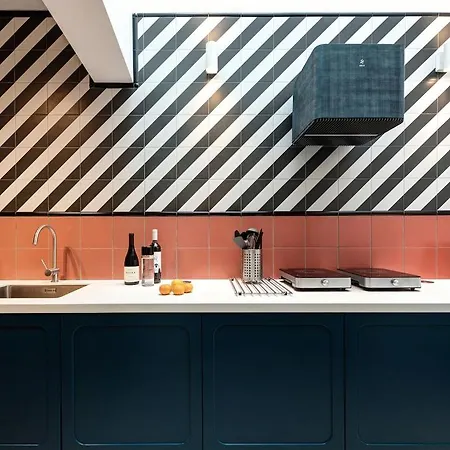 Casa - Unique Townhouse In The Centre Of With Beautiful Rooftop Terrace Gæstehus